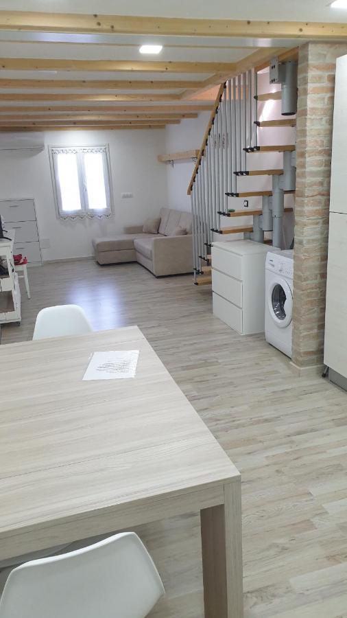 Bomboniera Apartment Comacchio Bagian luar foto