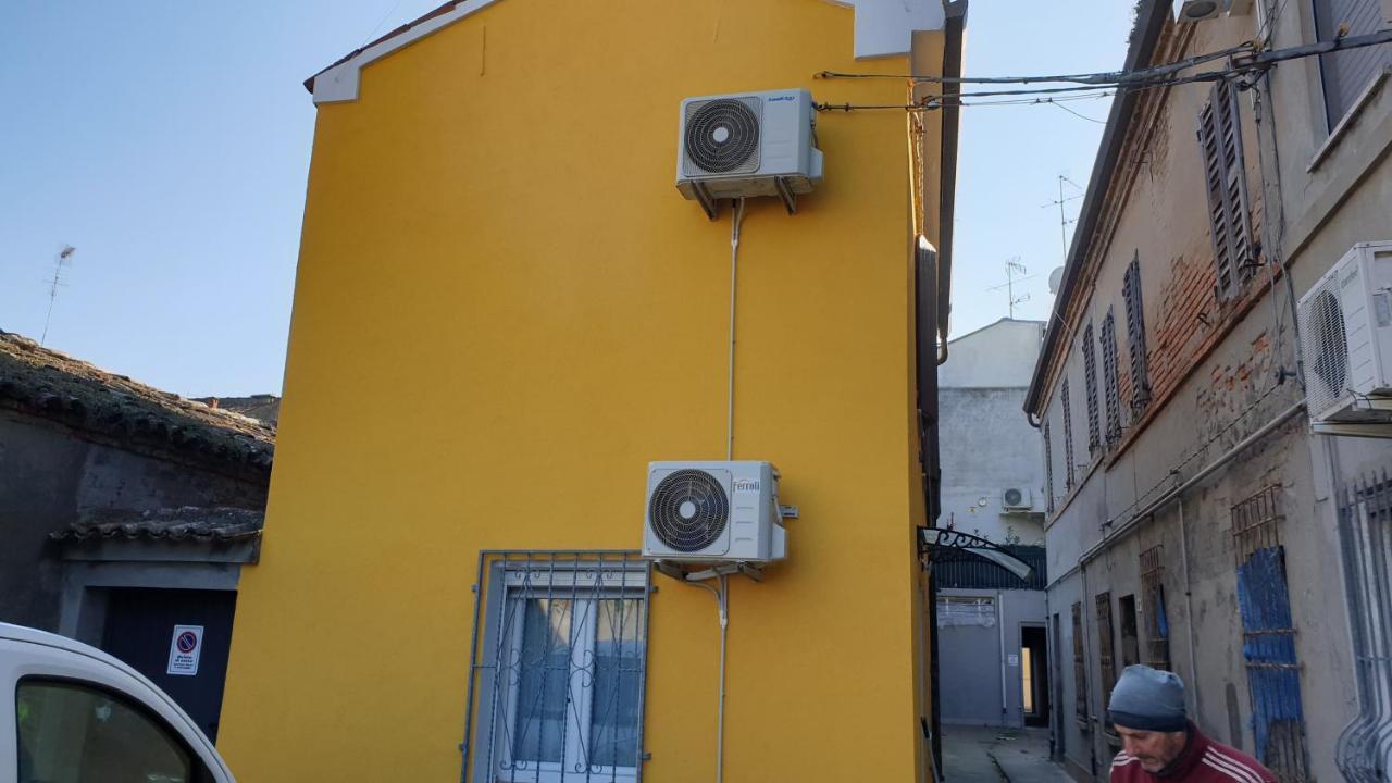Bomboniera Apartment Comacchio Bagian luar foto